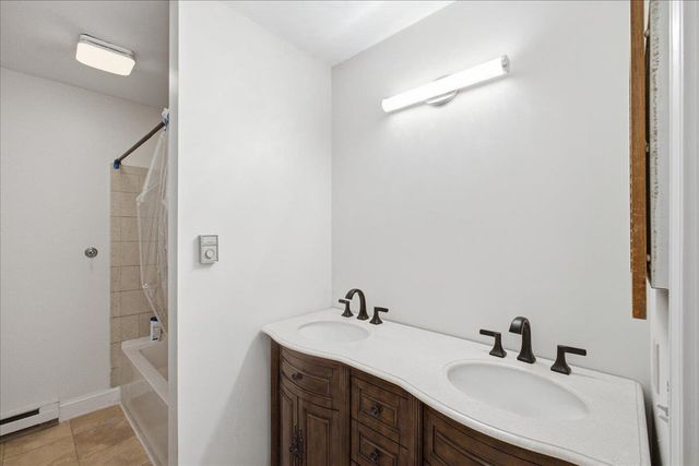 1 Overlook Drive, South Burlington, VT 05403