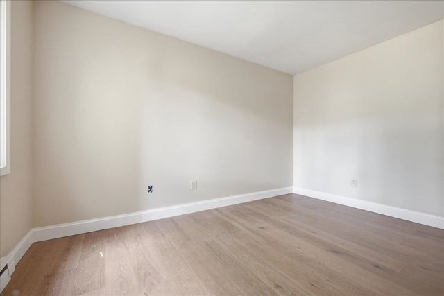 1 Overlook Drive, South Burlington, VT 05403