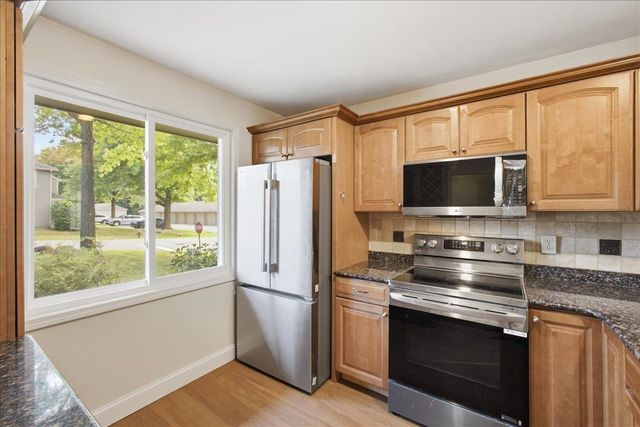 1 Overlook Drive, South Burlington, VT 05403