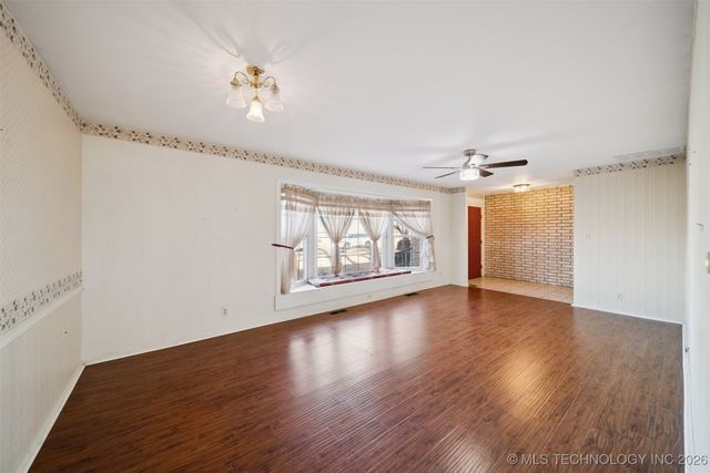 14650 E 11th Place, Tulsa, OK 74108