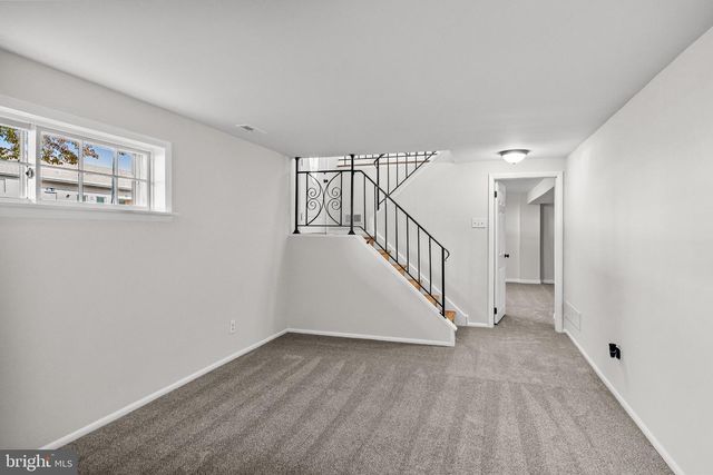 356 WASHINGTON AVE, West Berlin, NJ 08091