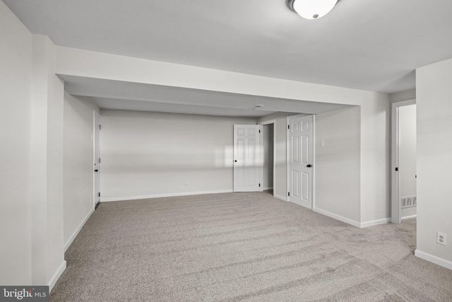 356 WASHINGTON AVE, West Berlin, NJ 08091
