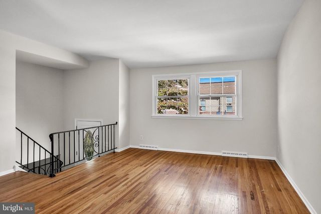 356 WASHINGTON AVE, West Berlin, NJ 08091