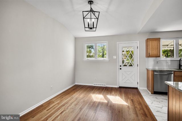 356 WASHINGTON AVE, West Berlin, NJ 08091