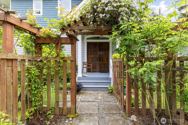 5427 Bayview Road, Langley, WA 98260