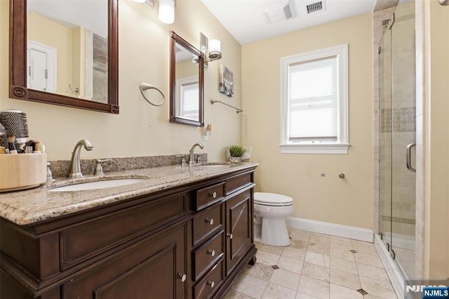 34 Tobyhanna Trail, Hopatcong, NJ 07843