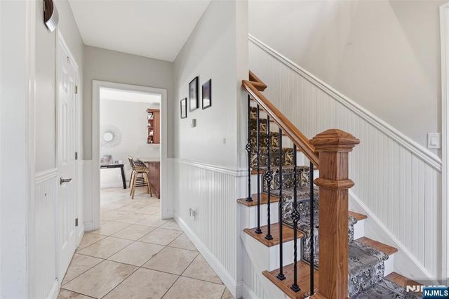 34 Tobyhanna Trail, Hopatcong, NJ 07843