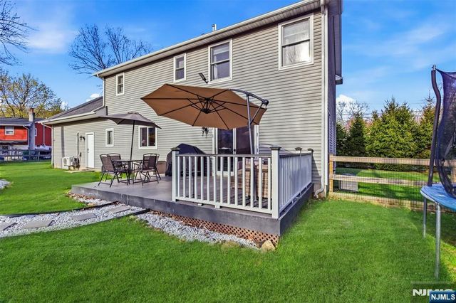 34 Tobyhanna Trail, Hopatcong, NJ 07843