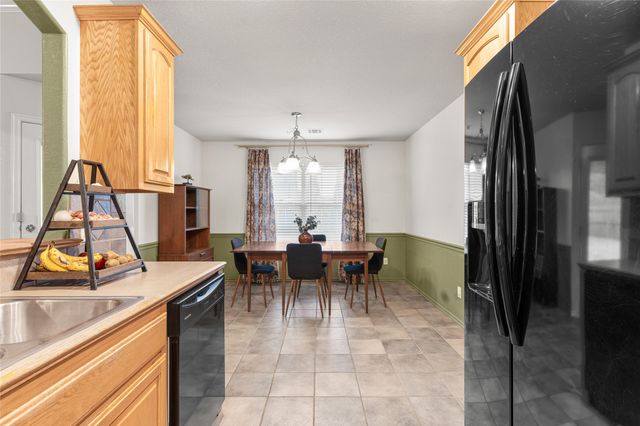 9802 E 110th Place North, Owasso, OK 74055