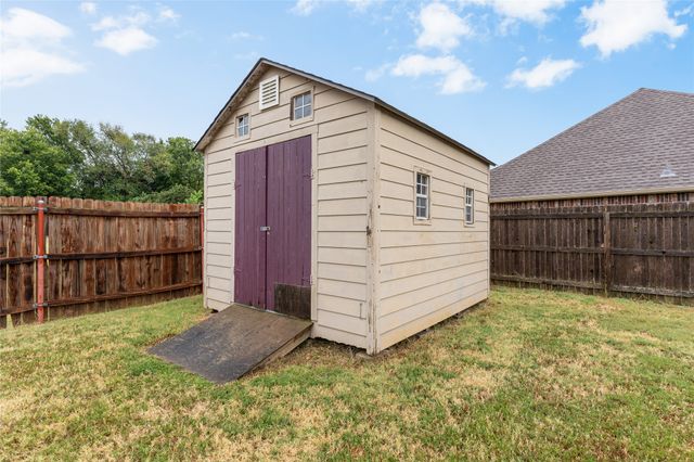 9802 E 110th Place North, Owasso, OK 74055