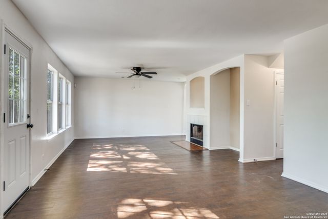 10730 Cat Mountain, San Antonio, TX 78251