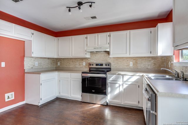 10730 Cat Mountain, San Antonio, TX 78251