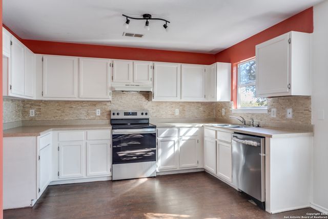 10730 Cat Mountain, San Antonio, TX 78251