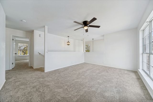 10730 Cat Mountain, San Antonio, TX 78251