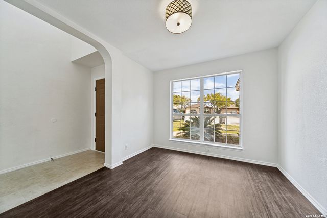 10730 Cat Mountain, San Antonio, TX 78251