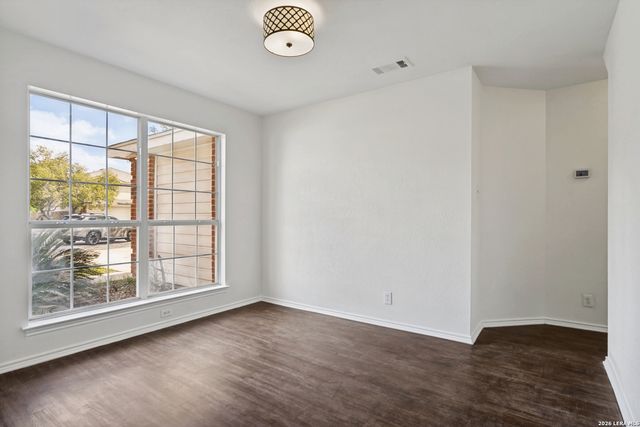 10730 Cat Mountain, San Antonio, TX 78251