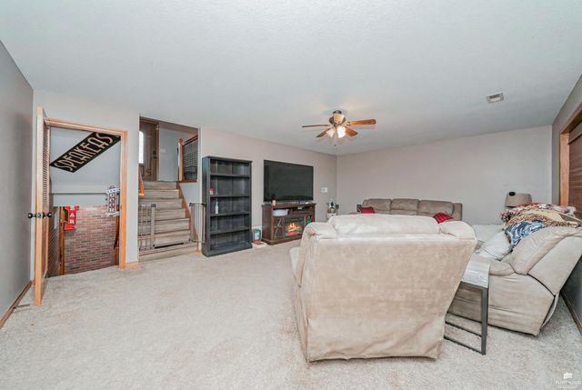 2714 Elm Creek Drive, Junction City, KS 66441