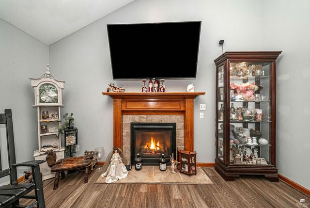 2714 Elm Creek Drive, Junction City, KS 66441