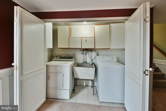 982 MUELLER RD, Warminster, PA 18974