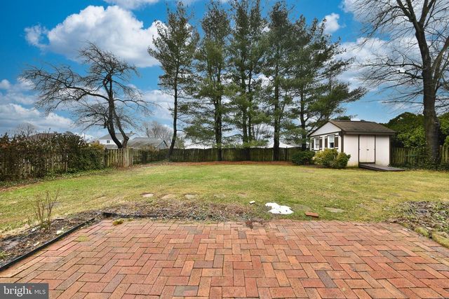 982 MUELLER RD, Warminster, PA 18974