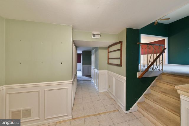 982 MUELLER RD, Warminster, PA 18974