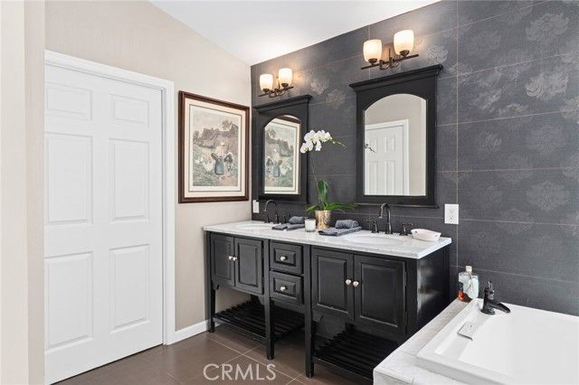 5850 Via Del Bisonte, Yorba Linda, CA 92887