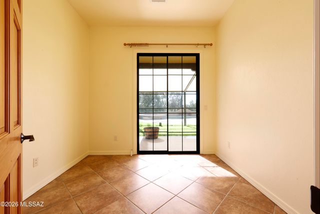 5805 W Oasis Road, Tucson, AZ 85742