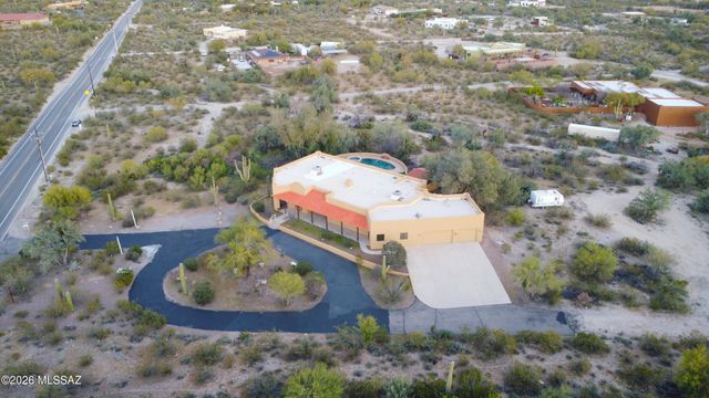 5805 W Oasis Road, Tucson, AZ 85742
