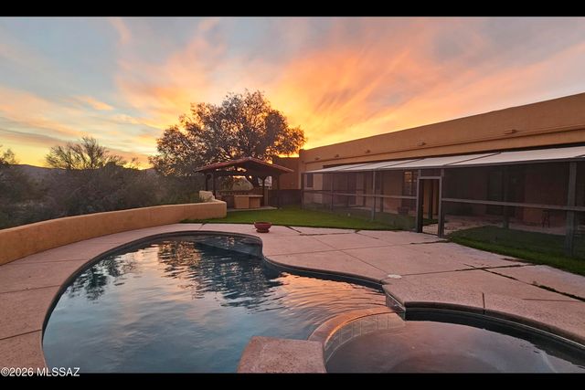 5805 W Oasis Road, Tucson, AZ 85742