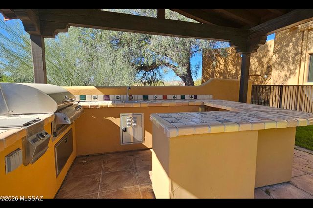 5805 W Oasis Road, Tucson, AZ 85742