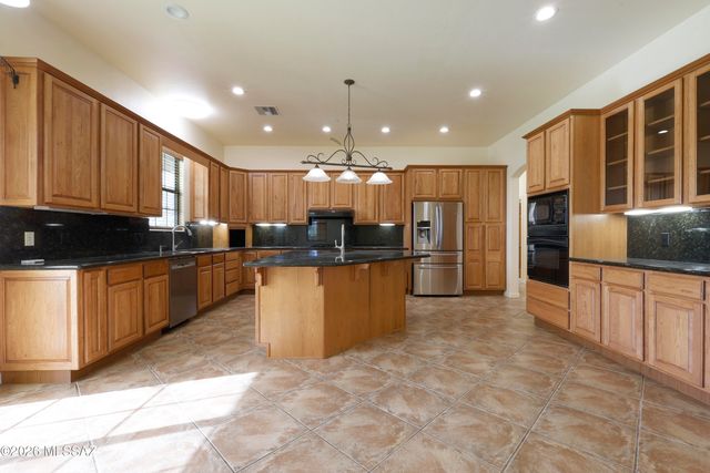 5805 W Oasis Road, Tucson, AZ 85742