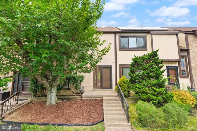 3415 WHEATWHEEL LN, Annandale, VA 22003