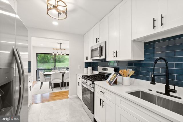 3415 WHEATWHEEL LN, Annandale, VA 22003