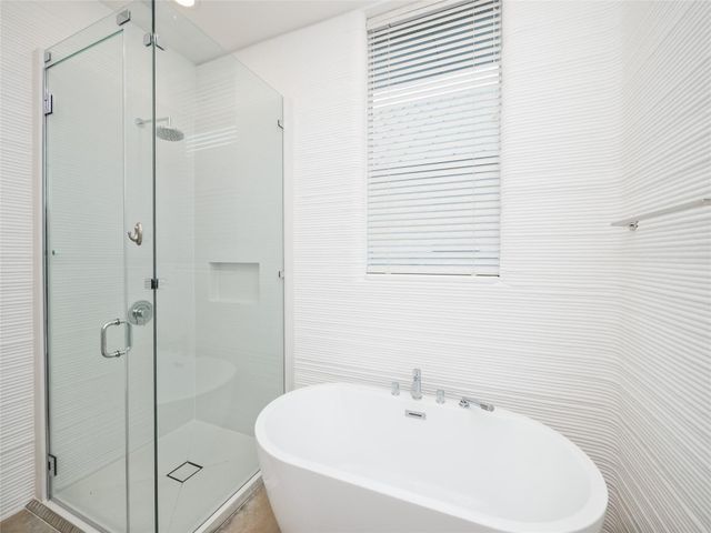 304 Painted Sunset DR, Georgetown, TX 78628