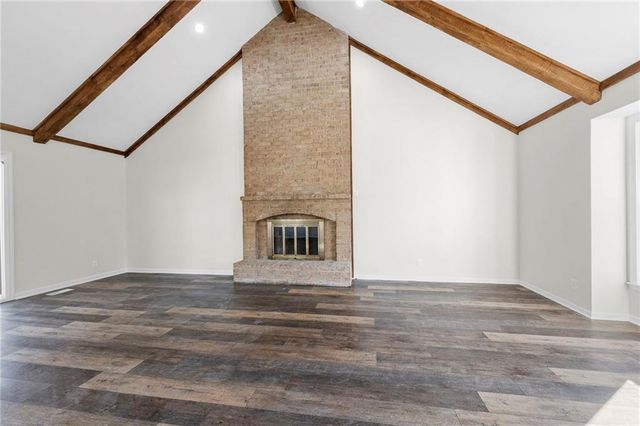 14417 S Locust Street, Olathe, KS 66062