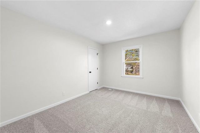 14417 S Locust Street, Olathe, KS 66062