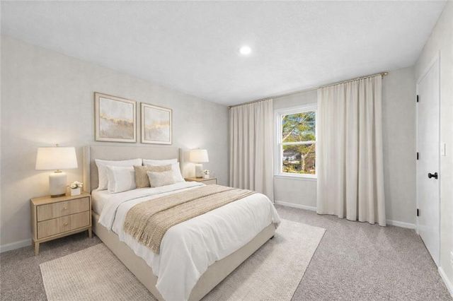 14417 S Locust Street, Olathe, KS 66062