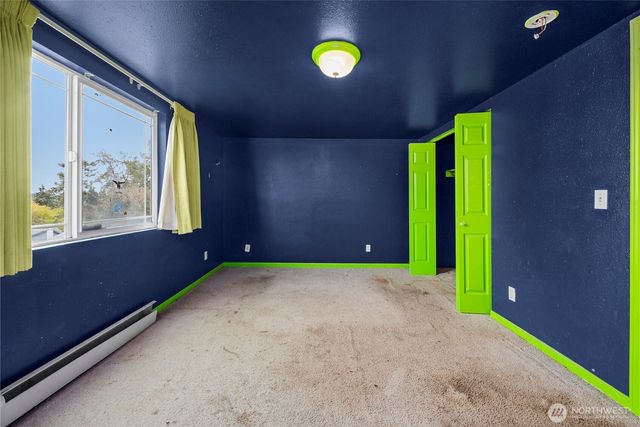 1102 E 57th Street, Tacoma, WA 98404