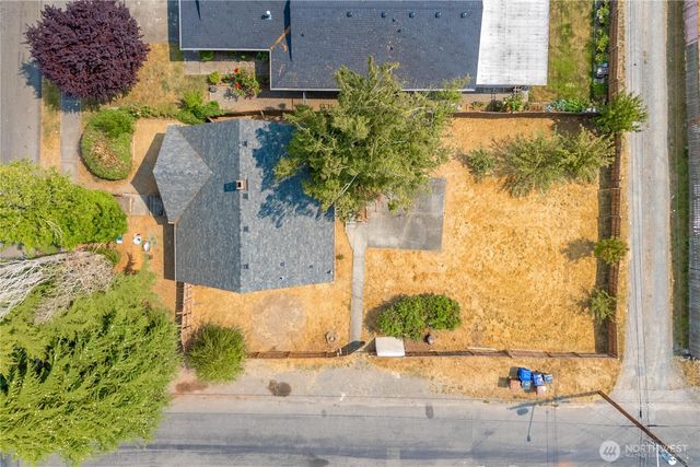 1102 E 57th Street, Tacoma, WA 98404
