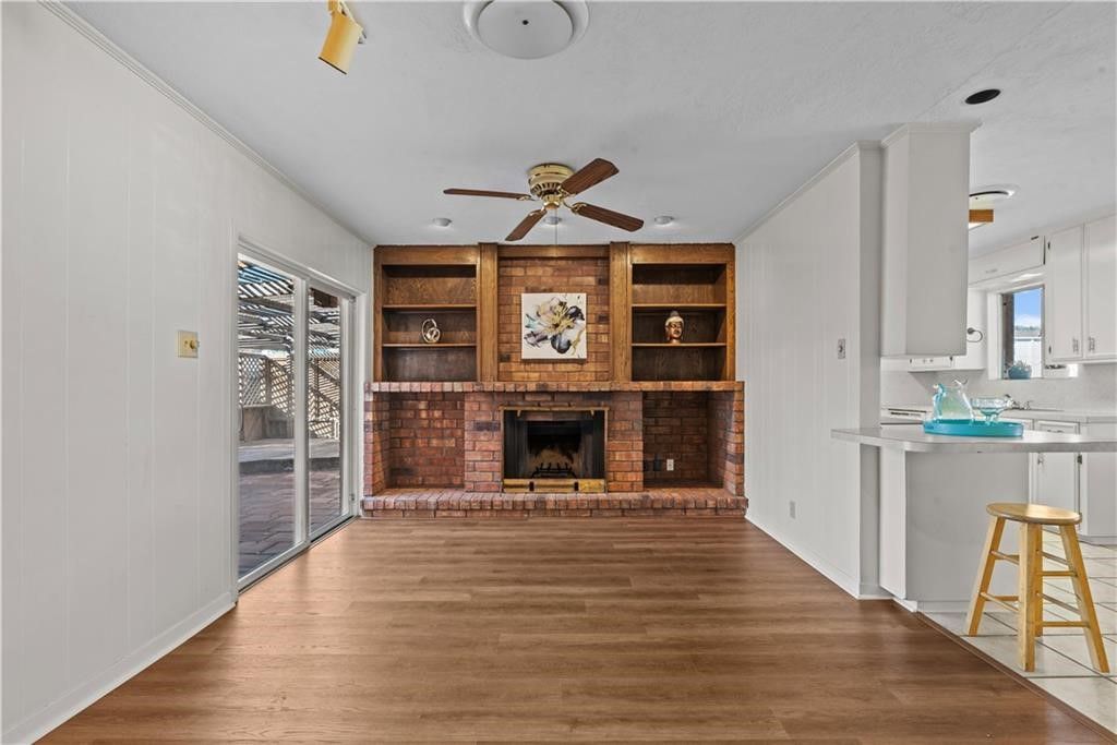 1301 Easthaven Dr, Corpus Christi, TX 78412 — photo 5