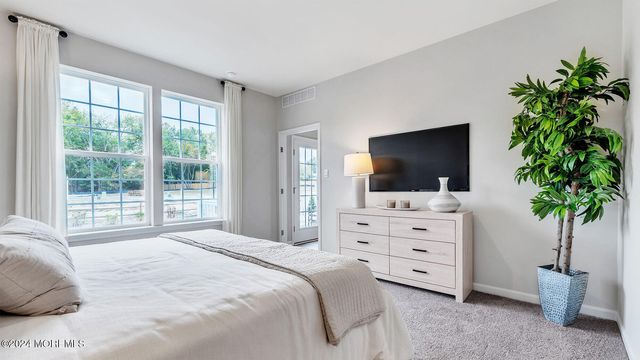 67 Penny Lane, Neptune Township, NJ 07753