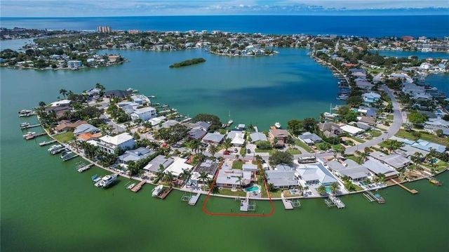512 20TH AVENUE, Indian Rocks Beach, FL 33785