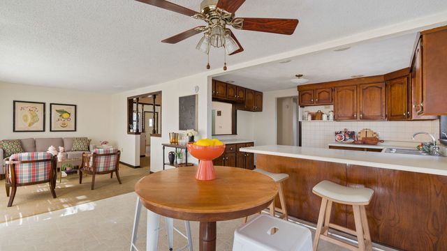 1745 S Utah Avenue, Davenport, IA 52804