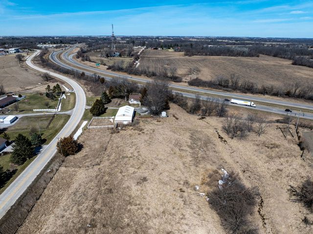 1745 S Utah Avenue, Davenport, IA 52804