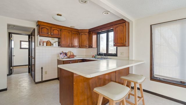 1745 S Utah Avenue, Davenport, IA 52804