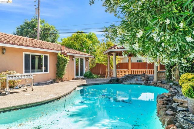 2618 Via Verde, Walnut Creek, CA 94598