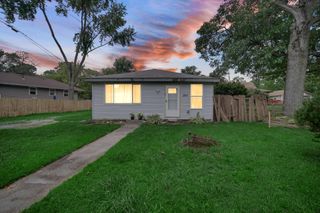 2817 Beverly Drive, Gary, IN 46408