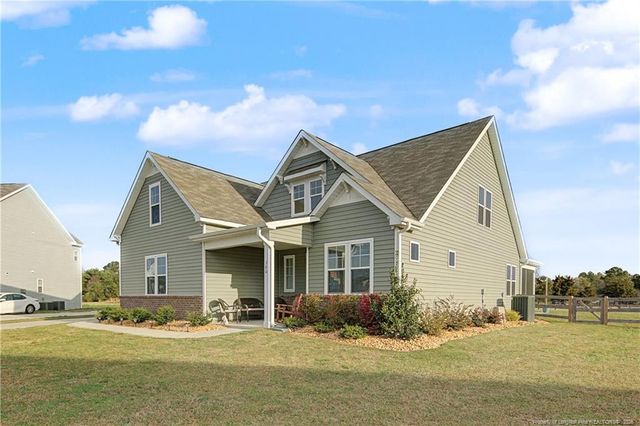 380 Sweet Grass Lane, Raeford, NC 28376