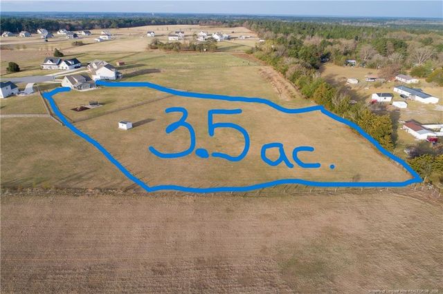 380 Sweet Grass Lane, Raeford, NC 28376