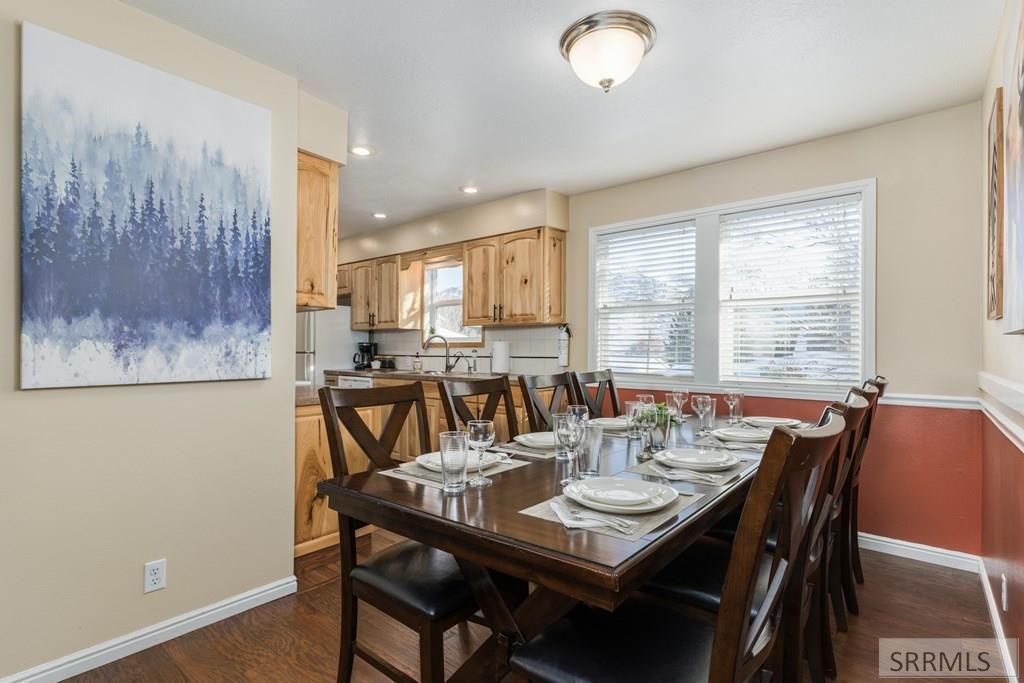 Image 10 of property listing at 72 S 3rd W, Lava Hot Springs, ID 83246